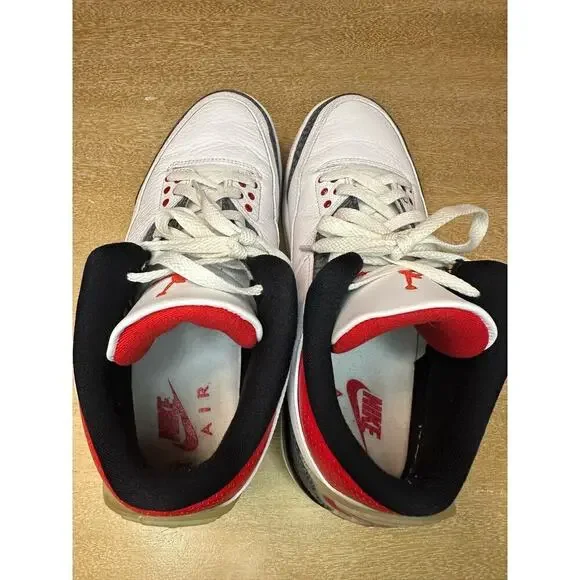 Air Jordan 3 Retro Denim SE 'Fire Red'